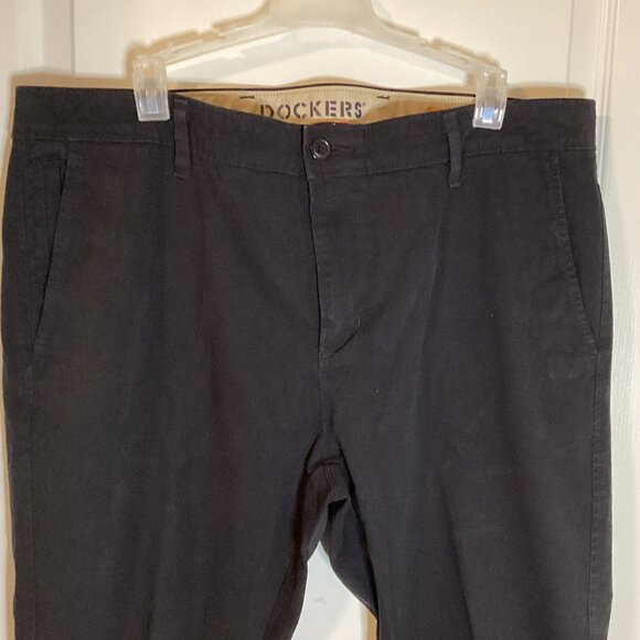 Dockers Ultimate Chino Men's Pants Smart 360 Flex Slim Fit Flat Front Black - Picture 2 of 12